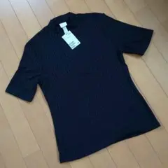 H&M 黒カットソー
