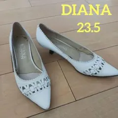 DIANA ホワイト カットアウト ハイヒール　レザー　本皮　白　パンプス