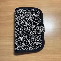 印伝調バラ柄お薬手帳ケース