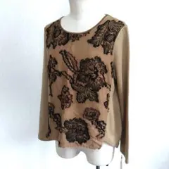 新品タグ付き　FESTENIS　立体テープフラワーカットソー/Mサイズ日本製