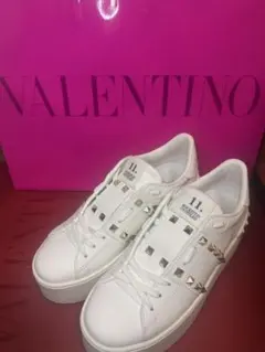 【新品同様】 VALENTINO 厚底スニーカー 37.5のサムネイル