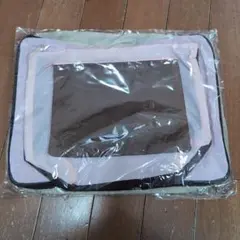 ローリーズファーム　ノベルティ　トラベルポーチセット