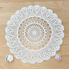 ハンドメイド 手編み ドイリー ホワイト 円形 - メルカリ