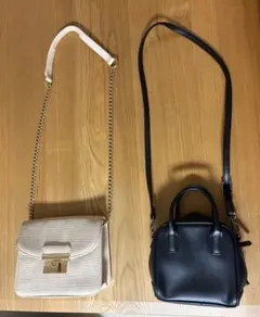 GU★スクエアショルダーバッグ　ブラック&ベージュ2点セット
