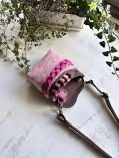 Item thumbnail for item e8902880-137d-4998-a0f8-1da0630b4d20