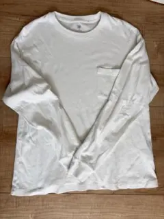 ユニクロ　長袖カットソー ポケット付き　160cm