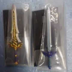 【2点セット】ゼルダの伝説　ウェポンコレクション　王家の両手剣　マスターソード