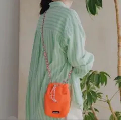 ニコアンド　ショルダーバッグ　オレンジ