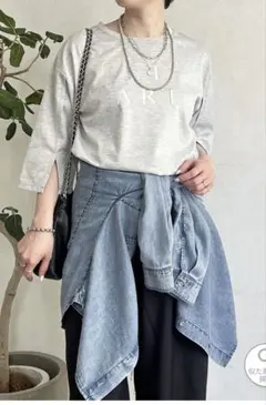 un dix cors （アンディコール）ポンチローマスリット Tのサムネイル