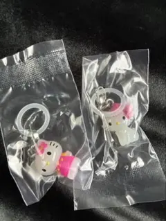 ハローキティ めじるしアクセサリー　お花　チャーミーキティ　2個セット