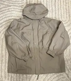グレー マウンテンパーカー フード付き