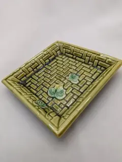 珉平焼 緑釉陽刻網代に蔦葉文 角小皿 豆皿 手塩皿 淡路焼 江戸期 骨董_23のサムネイル