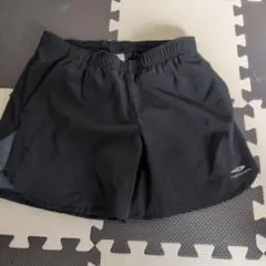 TIGORA ブラックランニングショーツ