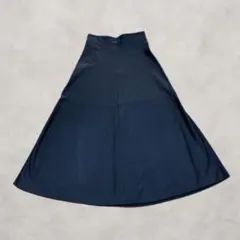 ロングスカート フェイクレザー Aライン M フレア おしゃれ 秋冬 ブラック