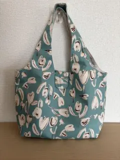 ハンドメイド　タブどめトートバッグ　北欧風　花柄　チューリップ柄　グリーン