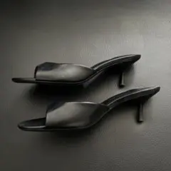 ZARA/ザラ　黒　ミュール　エナメルレザー風サンダル　38 24.5