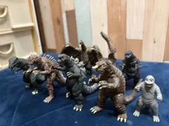 HG ゴジラ　7体セットのサムネイル