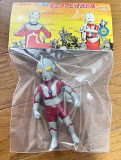 2025年最新】ミニソフビ怪獣倉庫シリーズの人気アイテム - メルカリ