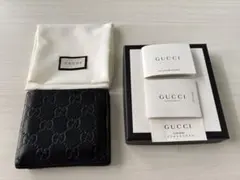 GUCCI ブラックレザー 二つ折り財布