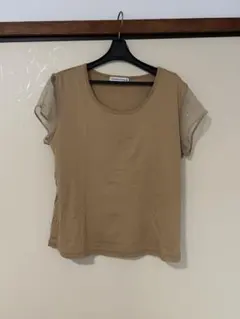 DANAPARIS 半袖カットソー ベージュ ラインストーンのサムネイル