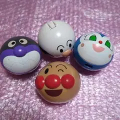 アンパンマン　カプセル　4個セット