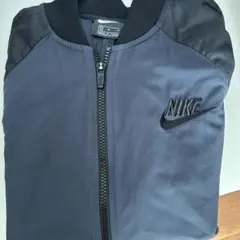 ナイキジャンパー