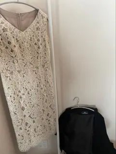 アイボリー レース Vネック パーティードレス