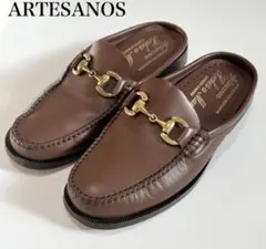 美品✨ARTESANOS アルテサノス レザー ビットローファー　ゴールド金具のサムネイル
