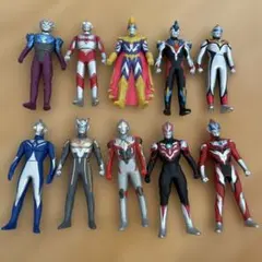 仮面ライダー ソフビ159体　戦隊16体　ウルトラマン2体　まとめ売 ウルトラマン・仮面ライダー・戦隊 フィギュア まとめ売り 16体セット