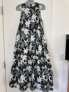 Kuulei Hawaii 未使用◇サークワンピース ティーリーフ柄 - メルカリ