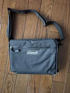 Coleman ショルダーバッグ