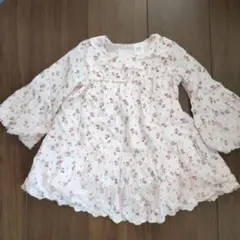 babyGAP　小花柄ワンピース