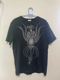 Givenchy ブラック Tシャツ 星型装飾 - メルカリ