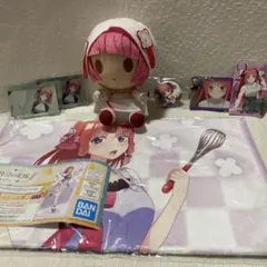 「五等分の花嫁」中野ニ乃グッズコレクション　　タオル　タペストリー　他