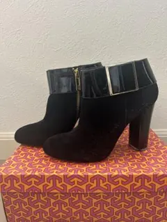 Tory Burch ブラック スエード ブーツ