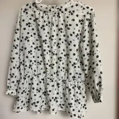 プチオンフルール　花柄ペプラム長袖シャツ　美品のサムネイル