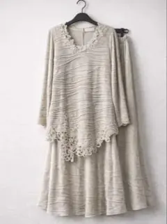 「non non dori セットアップ ベージュ 刺繍 ワンピース風