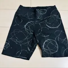 Item thumbnail for item d2b4c1b8-e89f-4431-9ec7-7ec867b0a45b