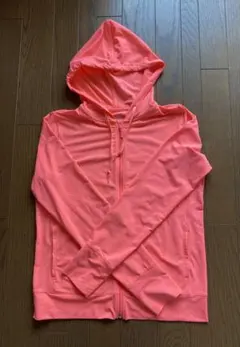 UNIQLO エアリズムUVカットパーカー