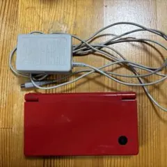 任天堂　ニンテンドーDSi　レッド　ACアダプタ付き