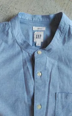 【美品】【GAP】ノーカラー長袖シャツ　 Lサイズ　 ライトブルー