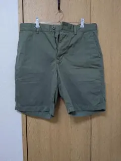 UNIQLO チノショートパンツ カーキ Mのサムネイル
