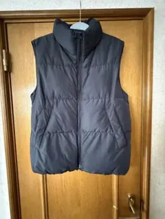 GU ブラックダウンベスト