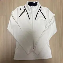 DESCENTE - DESCENTEゴルフ　セットアップ　M size 白　新品未使用品 店舗良い デサントゴルフセットアップ レディースウェア