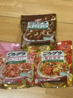 NISSIN スナックセット いちごぐし・チョコナッツ・豪華果実のサムネイル