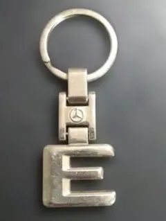 金属製　メルセデス・ベンツエンブレム　Eクラス　キーホルダー