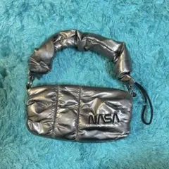 SLY NASA PUFFER BAG ナサ パッファー バッグ　シルバーのサムネイル