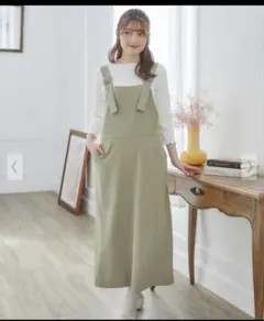 ハニーズ　カーキ　ジャンパースカート
