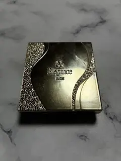 Elegance パウダーチーク BE401のサムネイル