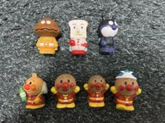 アンパンマン ソフビ　指人形　　ばいきんまん　しょくぱんまん　カレーパンまん